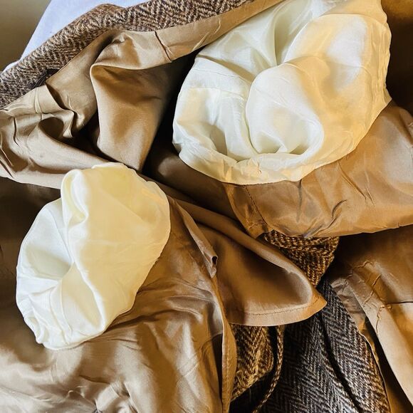 Harris Tweed Brookford Vintage Sport Coat Gray Herringbone Scottish Wool 44S USA - Picture 16 of 16